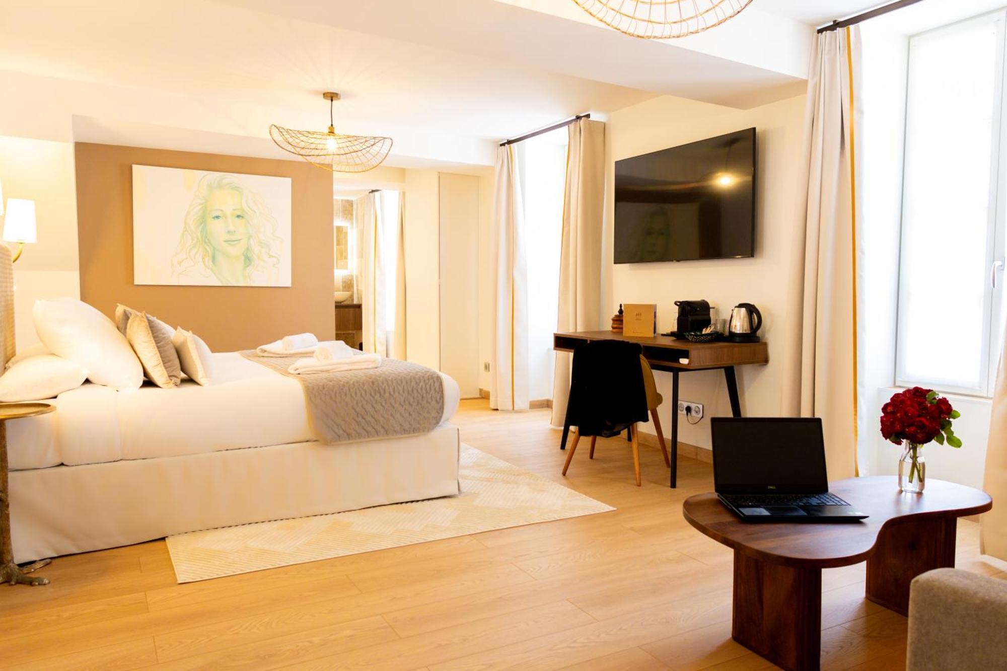 Le Central Boutique Hotel Бон Екстер'єр фото